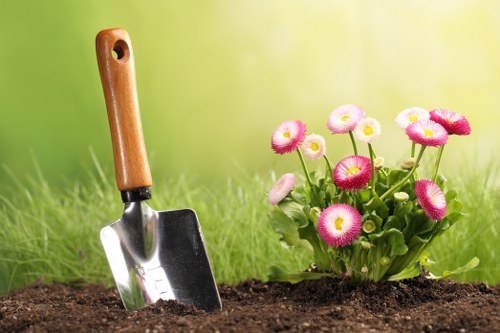 Sustainable garden waste recycling and responsible sorting in West Drayton